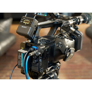 Sony PXW-Z300 3-CMOS XDCAM Profesyonel Video Kamera - Thumbnail