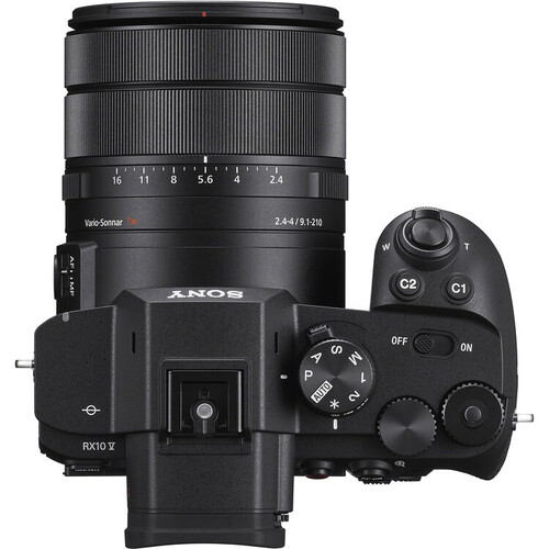 Sony RX10 V Kompakt Fotoğraf Makinesi