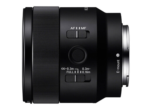 Sony FE 50mm f/2.8 Macro Lens