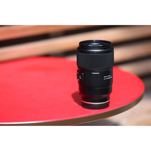 Tamron 90mm f/2.8 Di III VXD Macro Lens (Sony E) - Thumbnail