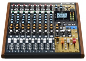 Tascam Model 12 Mikser & Dijital Kayıt Cihazı - Thumbnail