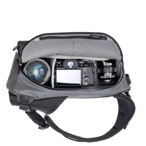 ThinkTank PhotoCross™ 11L Kamera Çantası — Black