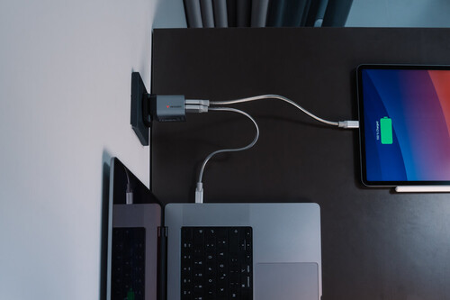 Verbatim 35W GaN Hızlı Şarj Cihazı 2 Portlu (1x USB-C PD 35W + 1x USB-A QC 3.0)