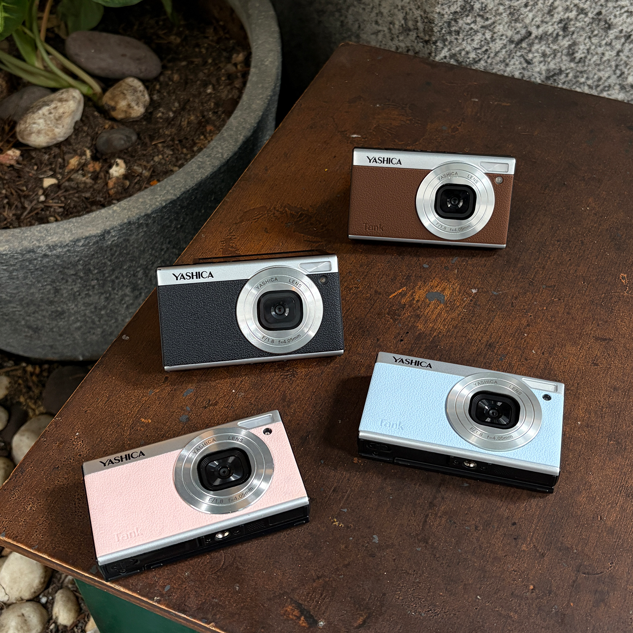Yashica Tank Kompakt Dijital Kamera (Pembe) - Thumbnail