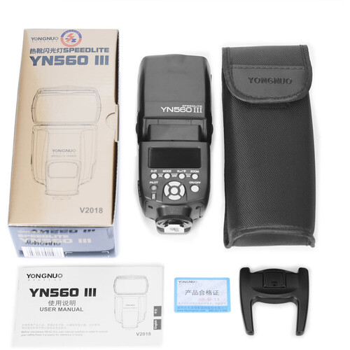 Yongnuo YN560-III Manuel Tepe Flaşı
