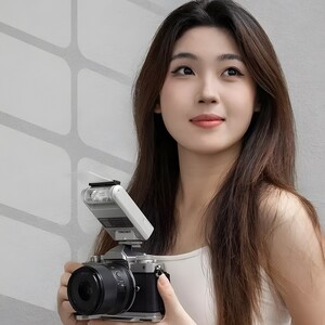 Yongnuo YN6 Micro Bataryalı Universal Tepe Flaşı (Gümüş) - Thumbnail