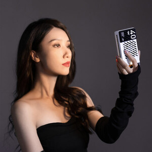 Zhiyun Fiveray M40 Combo 40W Bi-Color Kamera Üstü LED Işık ( 2700K-6200K, 14000Lux ) - Thumbnail