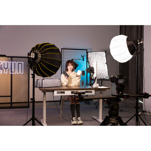 Zhiyun MOLUS G60 Bi-Color Mini/Pocket COB Monolight /Combo Kit - Thumbnail